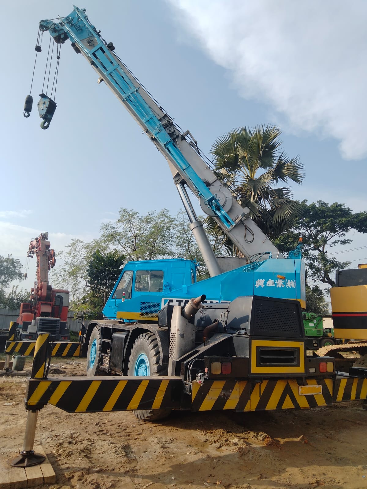 tadano 25 ton rt crane rental company in bd